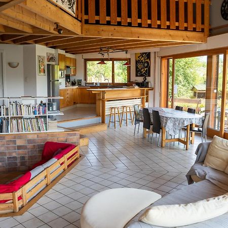 Le Grand Nid - Maison Alveole Bed And Books Sciez Bagian luar foto
